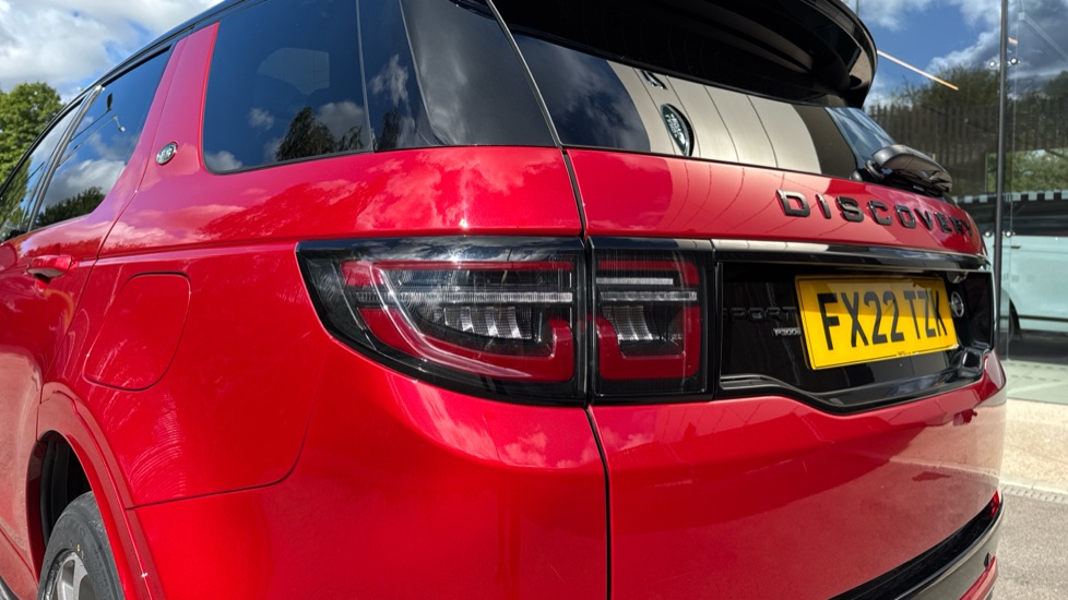 Land Rover Discovery Sport 1.5 P300e R-Dynamic HSE 5dr Auto [5 Seat] Station Wagon - Image 19