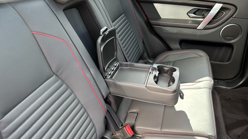Land Rover Discovery Sport 1.5 P300e R-Dynamic HSE 5dr Auto [5 Seat] Station Wagon - Image 45