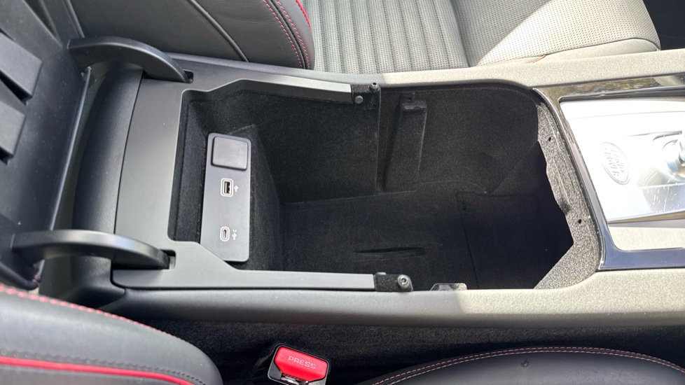 Land Rover Discovery Sport 1.5 P300e R-Dynamic HSE 5dr Auto [5 Seat] Station Wagon - Image 62