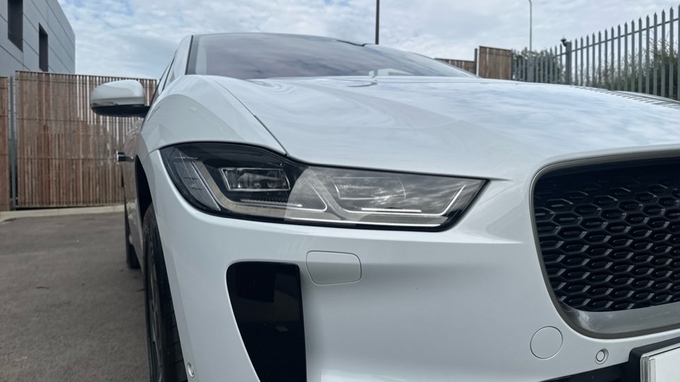 Jaguar I-Pace 294kW EV400 SE 90kWh 5dr Auto Electric Estate - Image 17