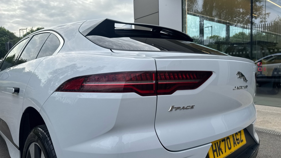 Jaguar I-Pace 294kW EV400 SE 90kWh 5dr Auto Electric Estate - Image 19
