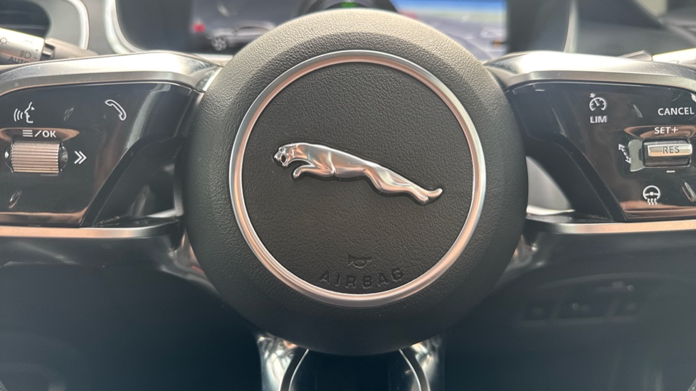 Jaguar I-Pace 294kW EV400 SE 90kWh 5dr Auto Electric Estate - Image 48