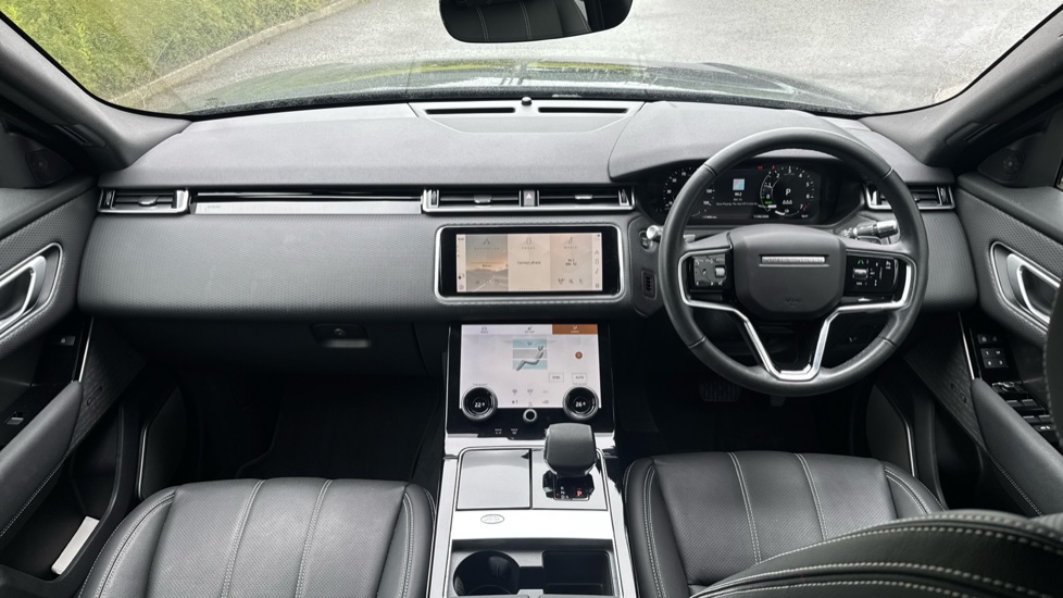 Land Rover Range Rover Velar 2.0 P400e SE 5dr Auto Estate - Image 9