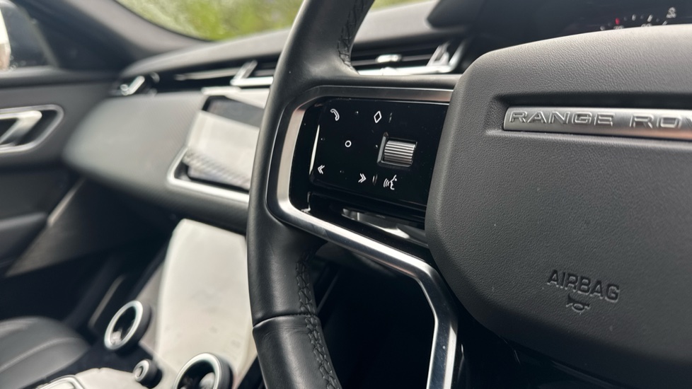 Land Rover Range Rover Velar 2.0 P400e SE 5dr Auto Estate - Image 47