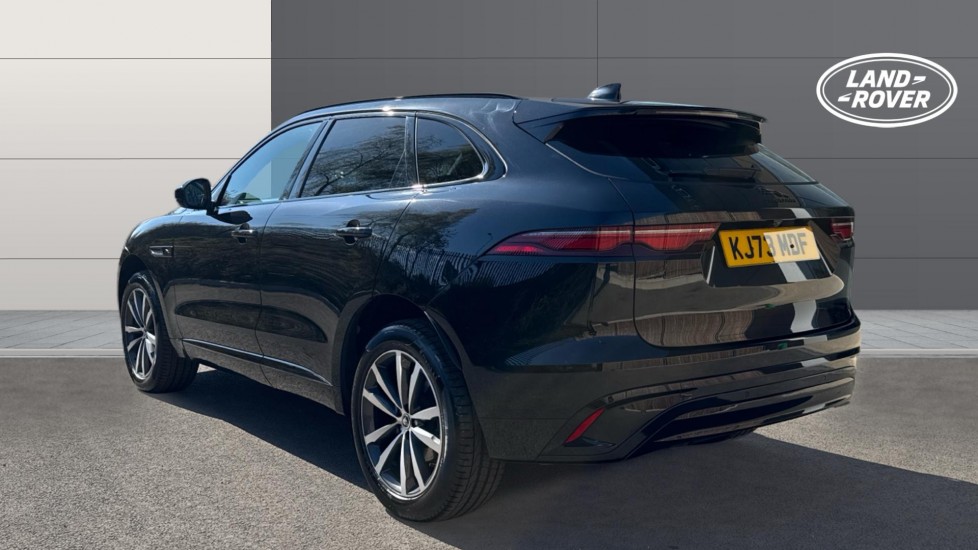 Jaguar F-Pace 2.0 D200 R-Dynamic SE Black 5dr Auto AWD Diesel Estate - Image 2