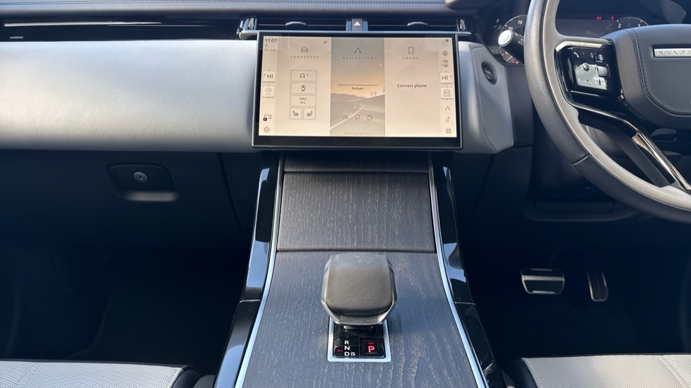 Land Rover Range Rover Velar 2.0 D200 MHEV Autobiography 5dr Auto [Revised] Diesel Estate - Image 14