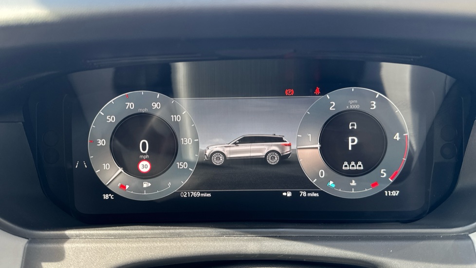 Land Rover Range Rover Velar 2.0 D200 MHEV Autobiography 5dr Auto [Revised] Diesel Estate - Image 16