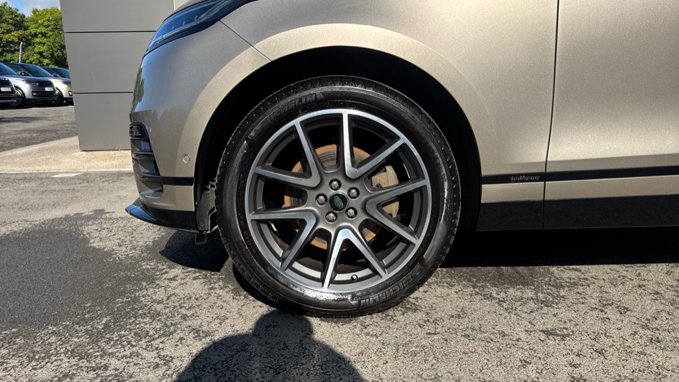 Land Rover Range Rover Velar 2.0 D200 MHEV Autobiography 5dr Auto [Revised] Diesel Estate - Image 34