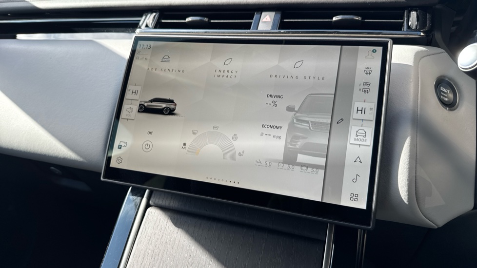 Land Rover Range Rover Velar 2.0 D200 MHEV Autobiography 5dr Auto [Revised] Diesel Estate - Image 55