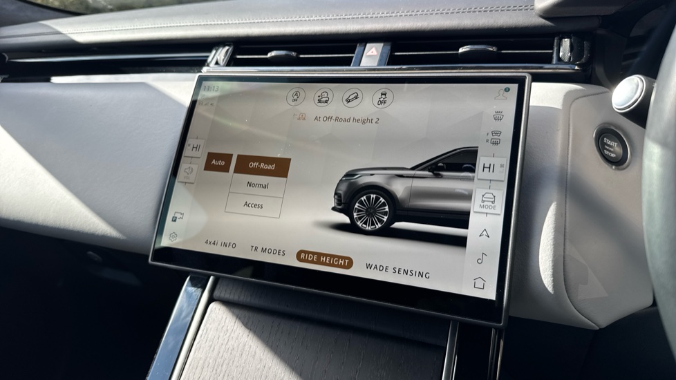 Land Rover Range Rover Velar 2.0 D200 MHEV Autobiography 5dr Auto [Revised] Diesel Estate - Image 58