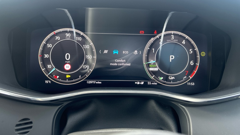 Jaguar F-Pace 2.0 P400e R-Dynamic SE Black 5dr Auto AWD Estate - Image 67