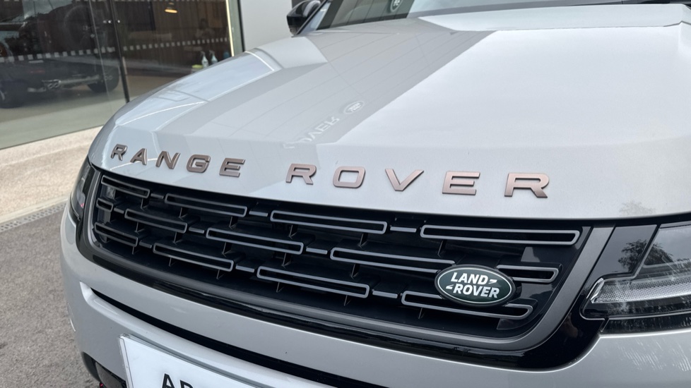 Land Rover Range Rover Evoque 2.0 D200 Autobiography 5dr Auto [Revised] Diesel Hatchback - Image 34