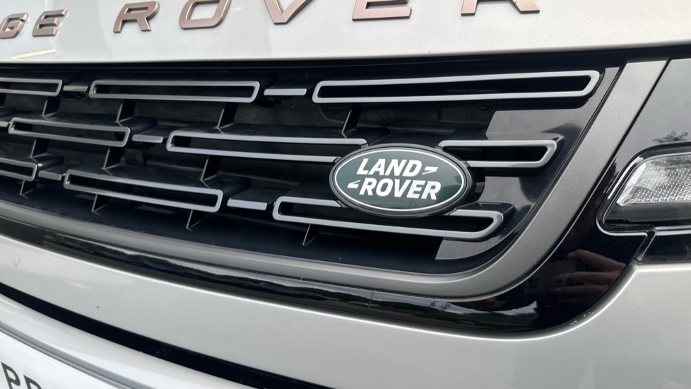 Land Rover Range Rover Evoque 2.0 D200 Autobiography 5dr Auto [Revised] Diesel Hatchback - Image 35