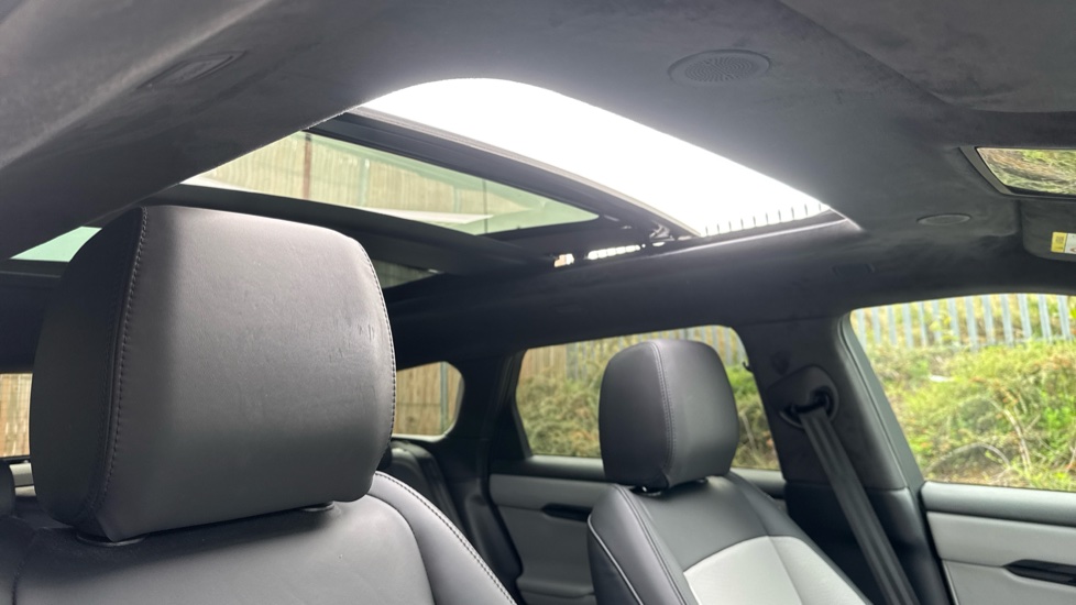 Land Rover Range Rover Evoque 2.0 D200 Autobiography 5dr Auto [Revised] Diesel Hatchback - Image 48