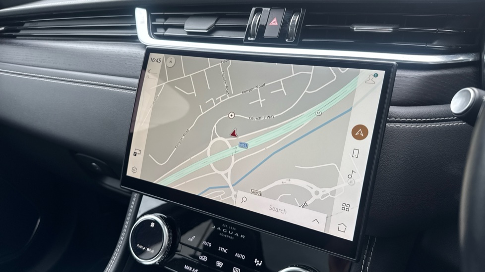 Jaguar F-Pace 2.0 P400e R-Dynamic HSE 5dr Auto AWD Estate - Image 11