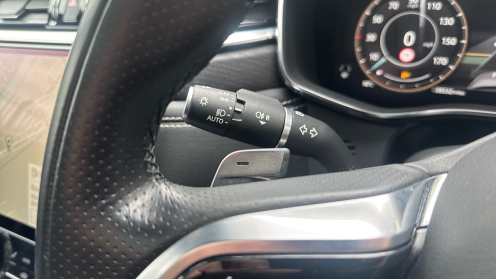 Jaguar F-Pace 2.0 P400e R-Dynamic HSE 5dr Auto AWD Estate - Image 47