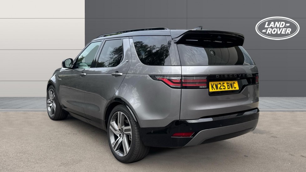 Land Rover Discovery 3.0 D350 Dynamic HSE 5dr Auto Diesel Station Wagon - Image 2