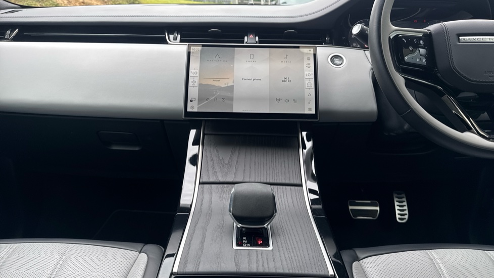Land Rover Range Rover Evoque 2.0 D200 Autobiography 5dr Auto Diesel Hatchback - Image 14