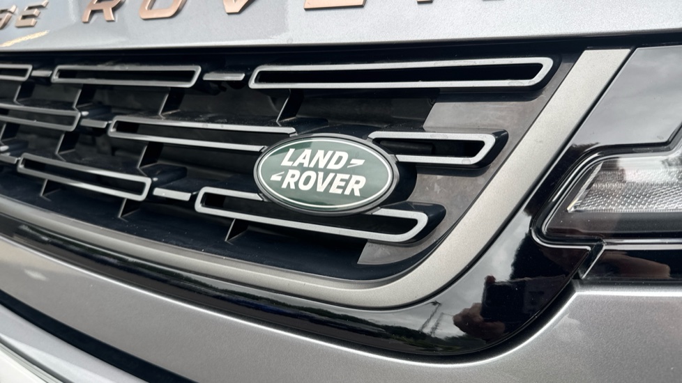 Land Rover Range Rover Evoque 2.0 D200 Autobiography 5dr Auto Diesel Hatchback - Image 34