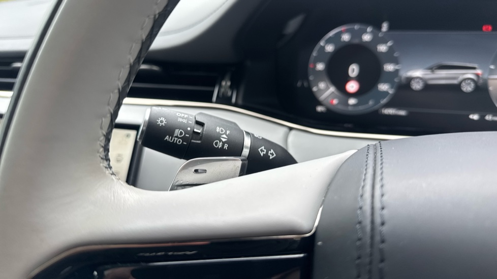 Land Rover Range Rover Evoque 2.0 D200 Autobiography 5dr Auto Diesel Hatchback - Image 56