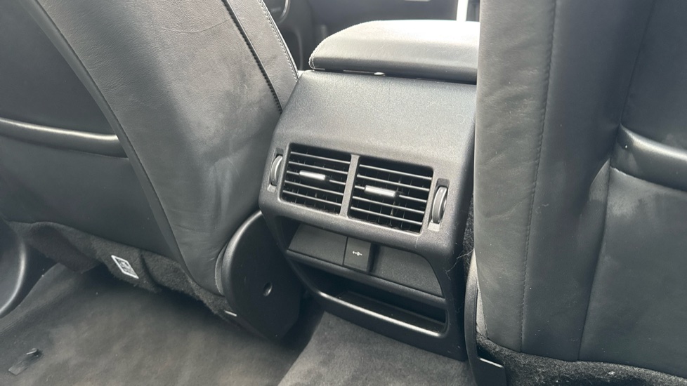 Land Rover Discovery Sport 1.5 P300e R-Dynamic HSE 5dr Auto [5 Seat] Station Wagon - Image 18