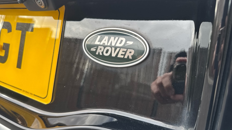 Land Rover Discovery Sport 1.5 P300e R-Dynamic HSE 5dr Auto [5 Seat] Station Wagon - Image 25