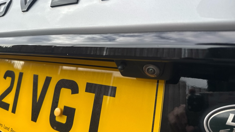Land Rover Discovery Sport 1.5 P300e R-Dynamic HSE 5dr Auto [5 Seat] Station Wagon - Image 28