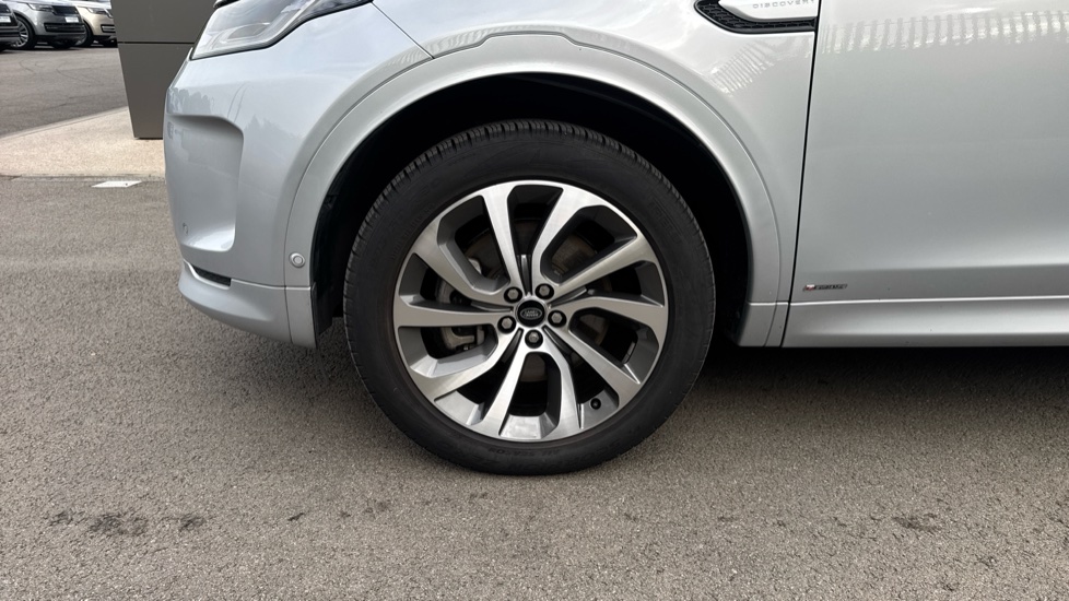 Land Rover Discovery Sport 1.5 P300e R-Dynamic HSE 5dr Auto [5 Seat] Station Wagon - Image 34