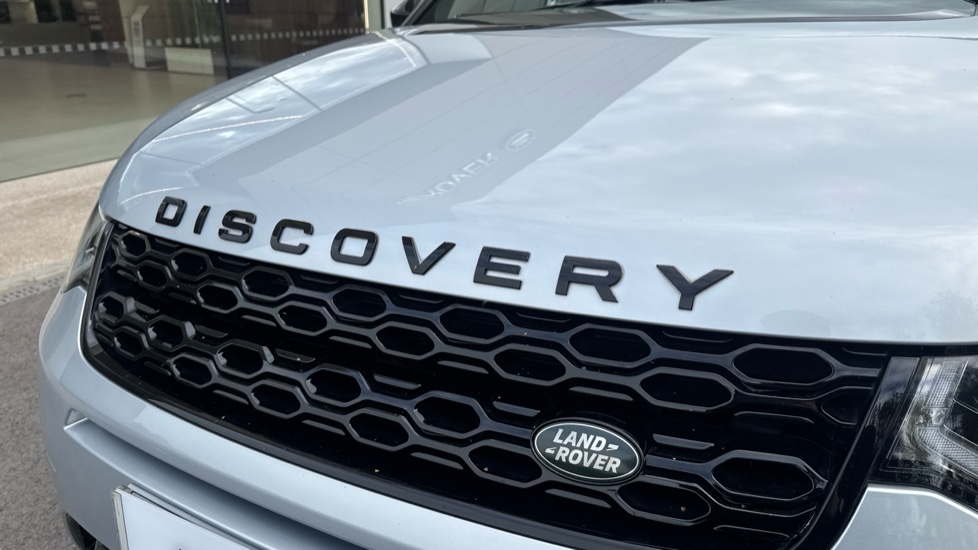 Land Rover Discovery Sport 1.5 P300e R-Dynamic HSE 5dr Auto [5 Seat] Station Wagon - Image 35