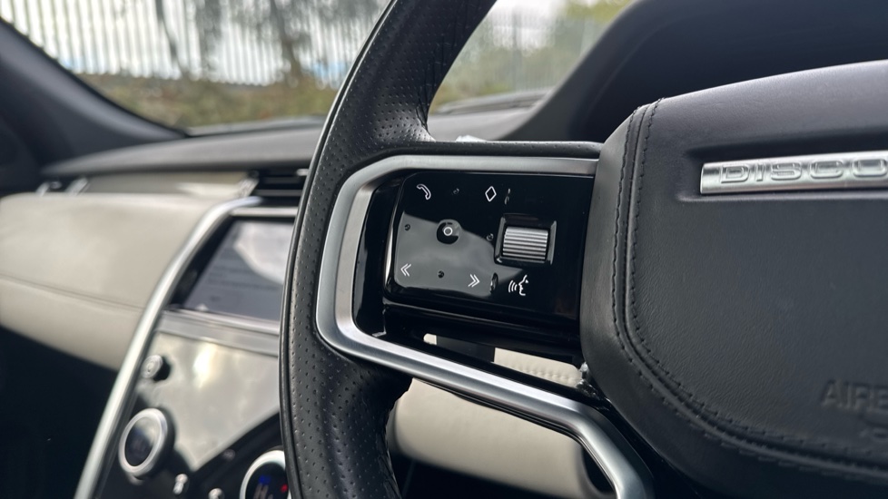 Land Rover Discovery Sport 1.5 P300e R-Dynamic HSE 5dr Auto [5 Seat] Station Wagon - Image 48