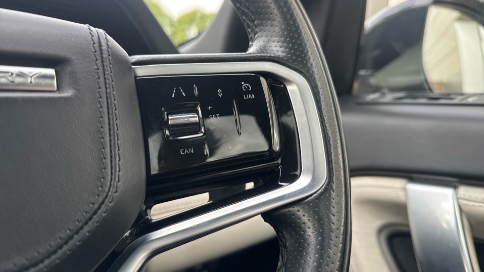 Land Rover Discovery Sport 1.5 P300e R-Dynamic HSE 5dr Auto [5 Seat] Station Wagon - Image 49