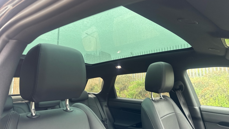 Land Rover Range Rover Evoque 2.0 D200 Edition 5dr Auto Diesel Hatchback - Image 45