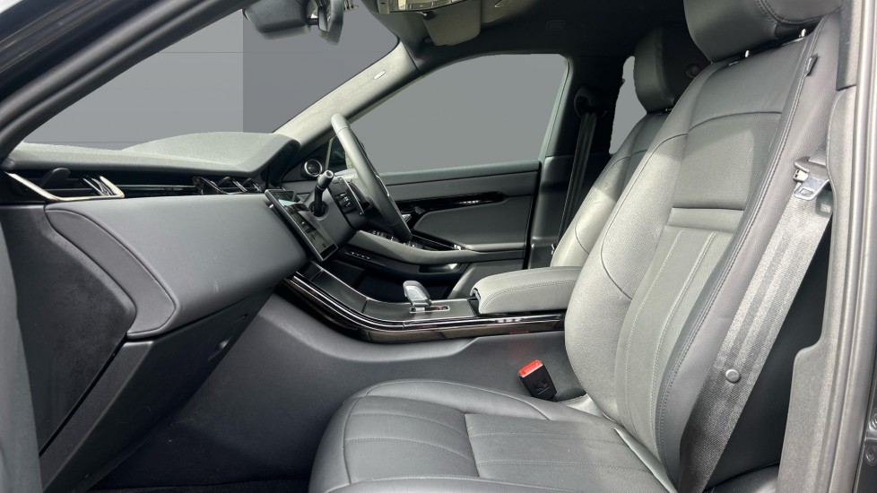 Land Rover Range Rover Evoque 2.0 D200 Dynamic SE 5dr Auto Diesel Hatchback - Image 3