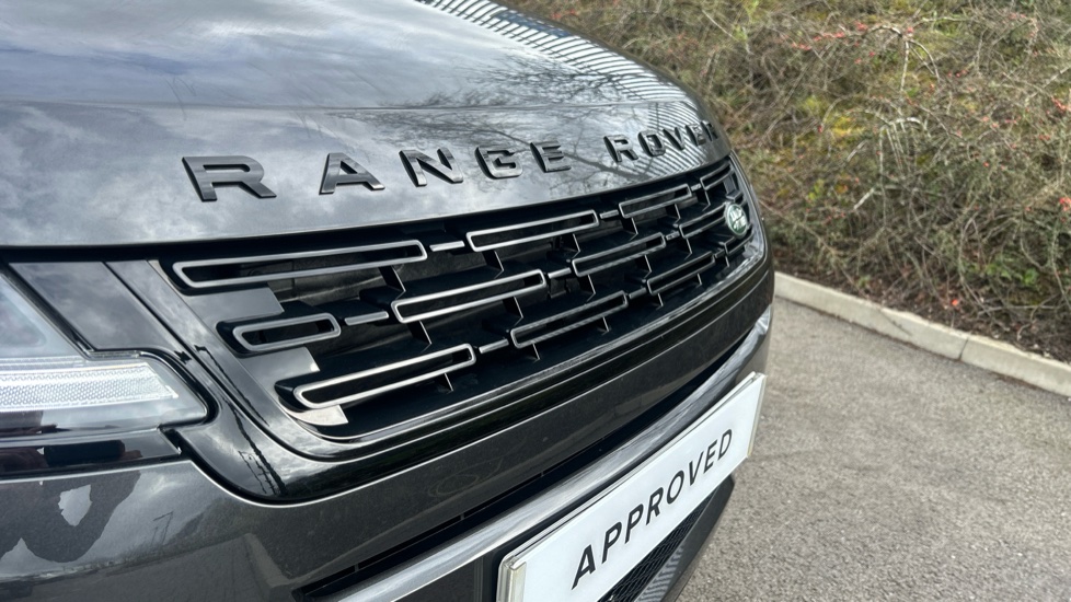 Land Rover Range Rover Evoque 2.0 D200 Dynamic SE 5dr Auto Diesel Hatchback - Image 36