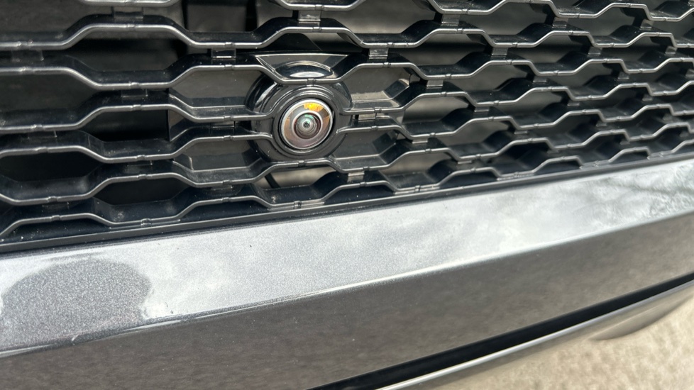 Land Rover Range Rover Evoque 2.0 D200 Dynamic SE 5dr Auto Diesel Hatchback - Image 38