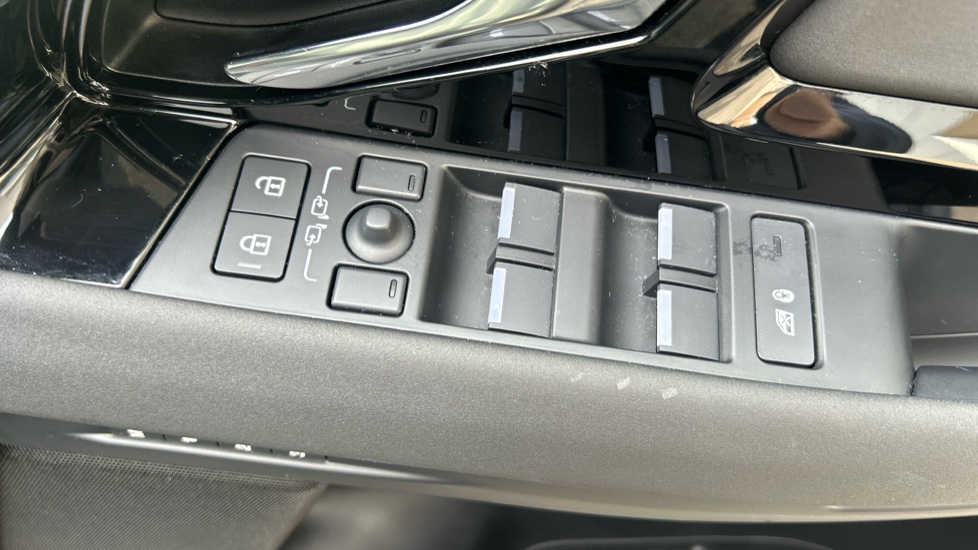 Land Rover Range Rover Evoque 2.0 D200 Dynamic SE 5dr Auto Diesel Hatchback - Image 44