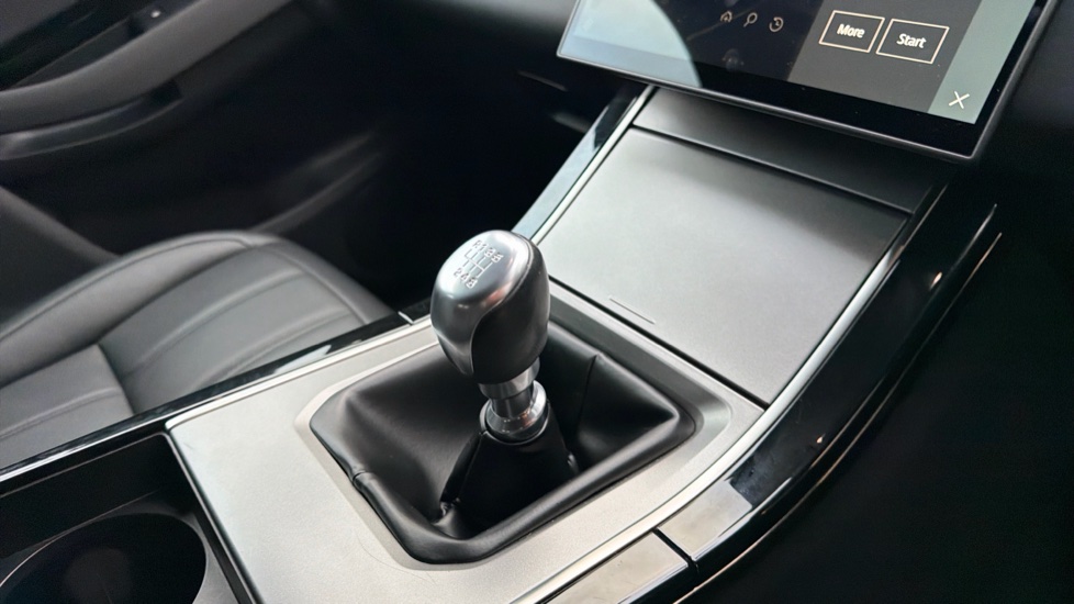 Land Rover Range Rover Evoque 2.0 D165 S 5dr 2WD Diesel Hatchback - Image 13