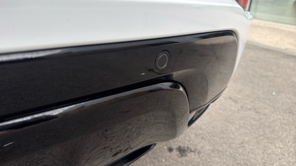 Land Rover Range Rover Evoque 1.5 P270e Dynamic SE 5dr Auto Hatchback - Image 27