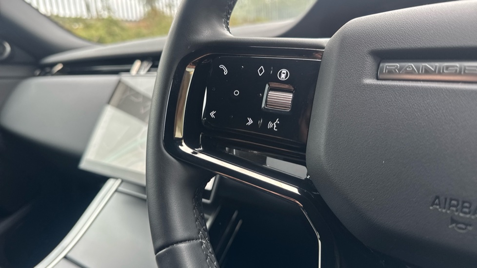 Land Rover Range Rover Evoque 1.5 P270e Dynamic SE 5dr Auto Hatchback - Image 45