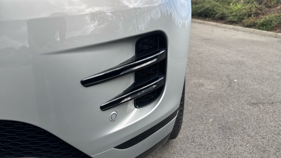 Land Rover Range Rover Evoque 1.5 P300e Evoque Edition 5dr Auto Hatchback - Image 38