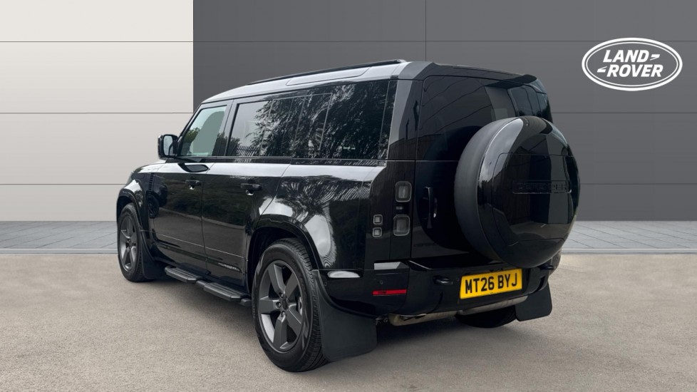 Land Rover Defender 3.0 D250 X-Dynamic HSE 110 5dr Auto Diesel Estate - Image 2
