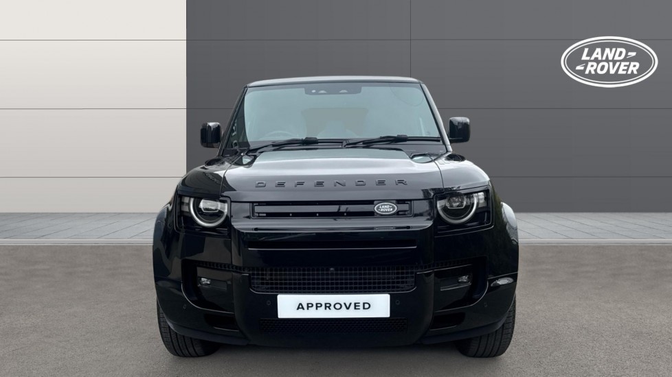 Land Rover Defender 3.0 D250 X-Dynamic HSE 110 5dr Auto Diesel Estate - Image 7