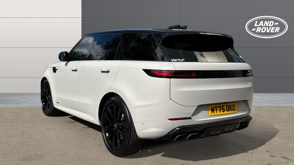 Land Rover Range Rover Sport 4.4 P530 V8 Autobiography 5dr Auto Petrol Estate - Image 2