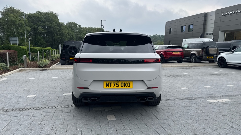 Land Rover Range Rover Sport 4.4 P530 V8 Autobiography 5dr Auto Petrol Estate - Image 69