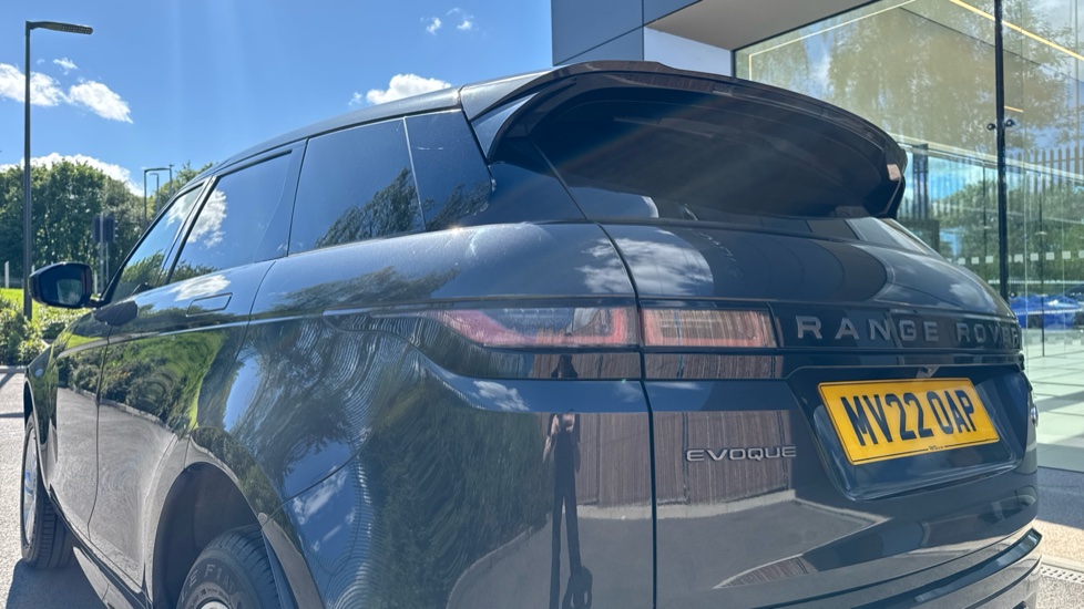Land Rover Range Rover Evoque 2.0 D200 R-Dynamic S 5dr Auto Diesel Hatchback - Image 19