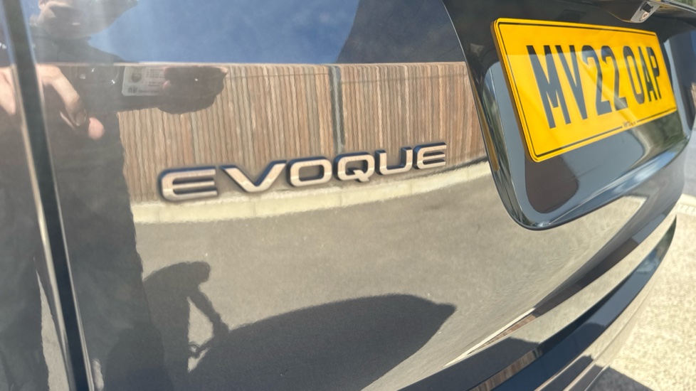 Land Rover Range Rover Evoque 2.0 D200 R-Dynamic S 5dr Auto Diesel Hatchback - Image 26