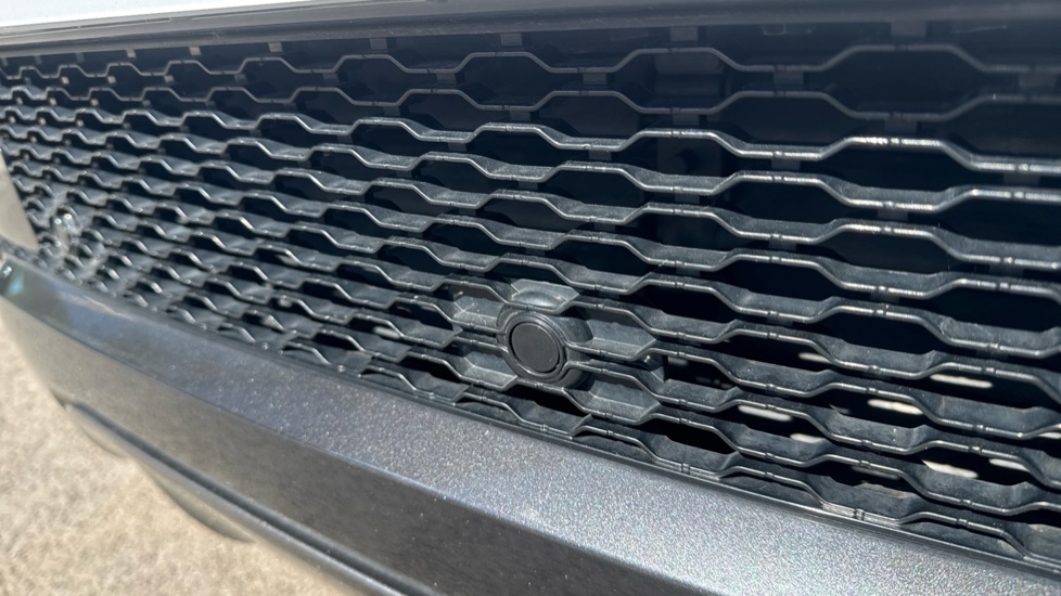 Land Rover Range Rover Evoque 2.0 D200 R-Dynamic S 5dr Auto Diesel Hatchback - Image 35