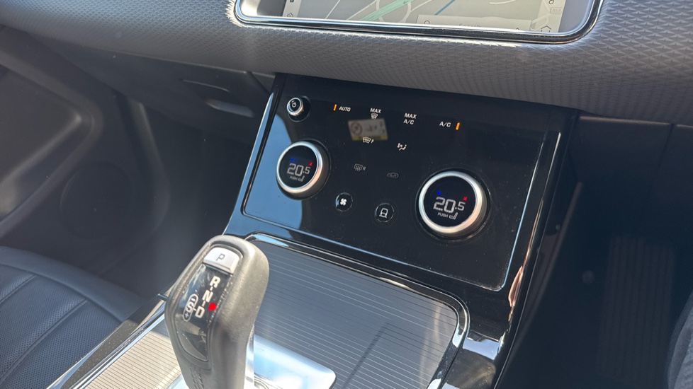 Land Rover Range Rover Evoque 2.0 D200 R-Dynamic S 5dr Auto Diesel Hatchback - Image 47