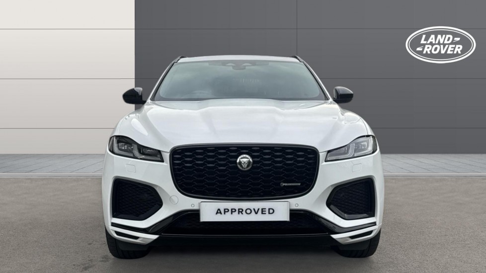 Jaguar F-Pace 2.0 P400e R-Dynamic SE Black 5dr Auto AWD Estate - Image 7