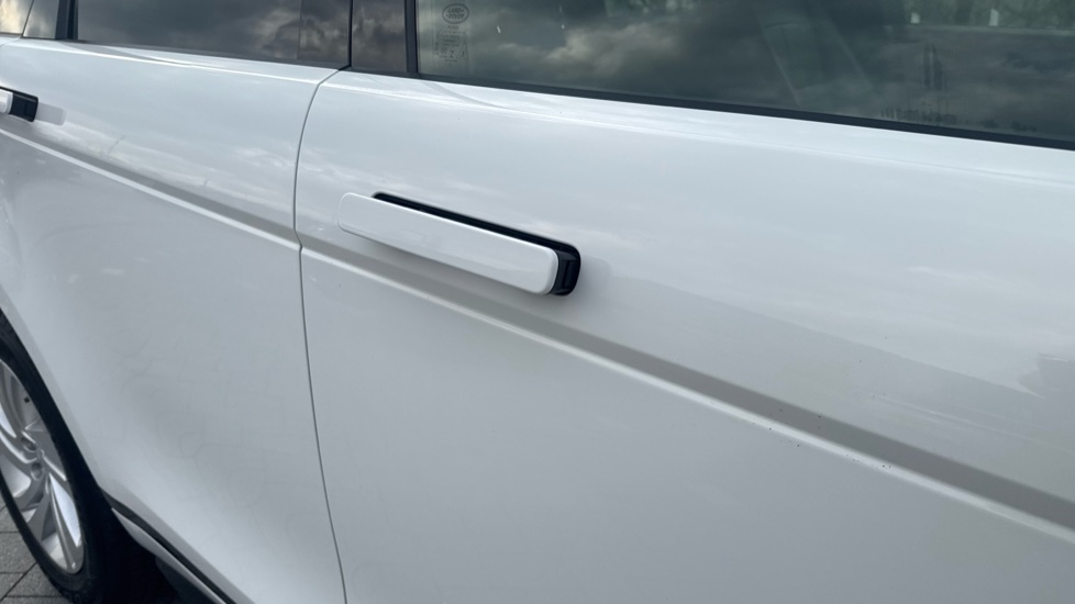 Land Rover Range Rover Evoque 2.0 D200 R-Dynamic S 5dr Auto Diesel Hatchback - Image 22